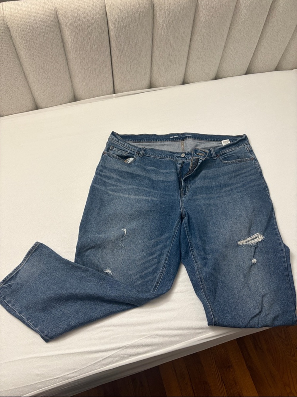 Old Navy Boyfriend Jeans in Blue Denim with Distressing